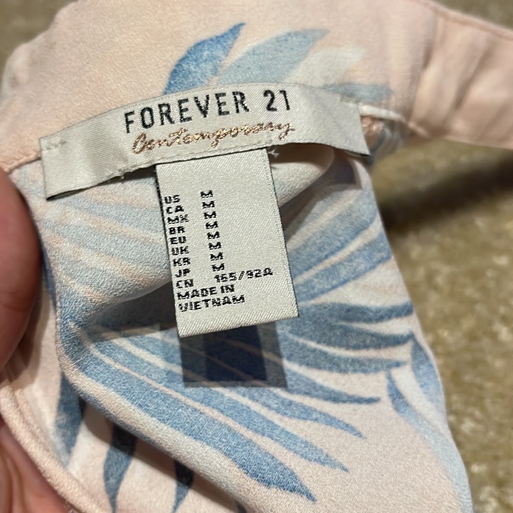 F21 blouse - Picture 5 of 5